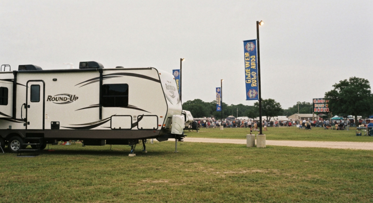 RV rental for Gladewater Round-Up Rodeo near Gladewater TX